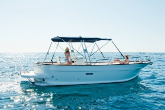 Inselrundfahrt mit Motorboot