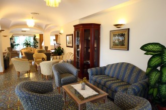 HOTEL HERMITAGE EINGANG