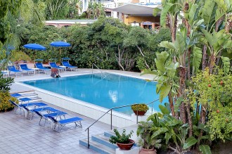 Kur- und Wellness Angebote Ischia - Hotel San Giovanni - Freibad