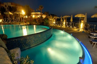 Hotel Tritone - Freibad bei nacht