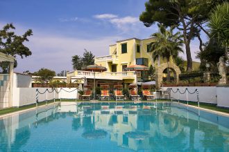 Hotel Hibiscus Forio - Thermalpool aussen